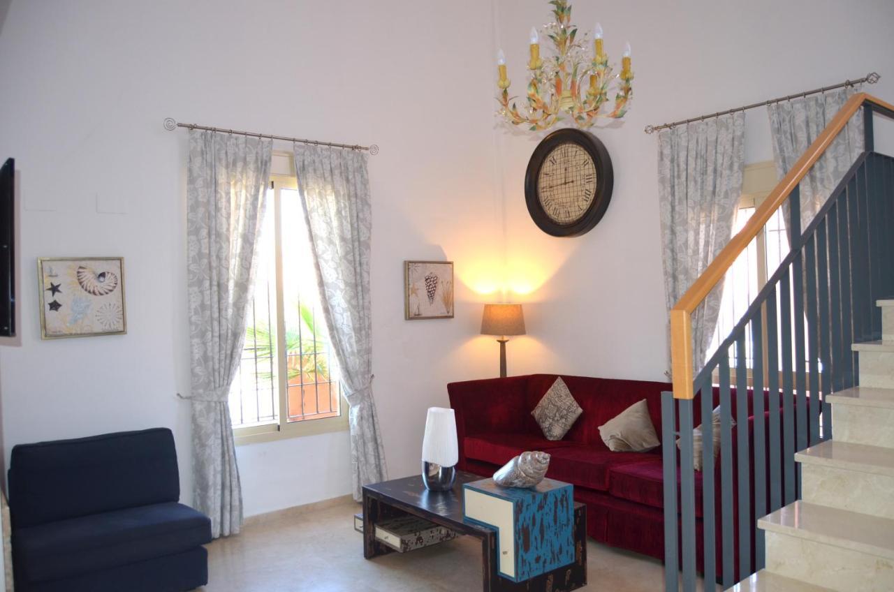 Villa Aznalcazar Sanlúcar la Mayor المظهر الخارجي الصورة